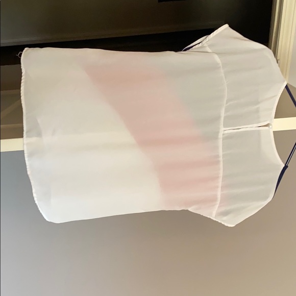 flowy blouse - Picture 2 of 2